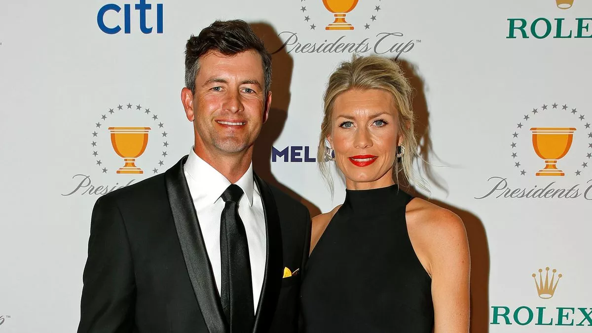 Adam Scott with his wife Marie Kojzar at a formal golf event