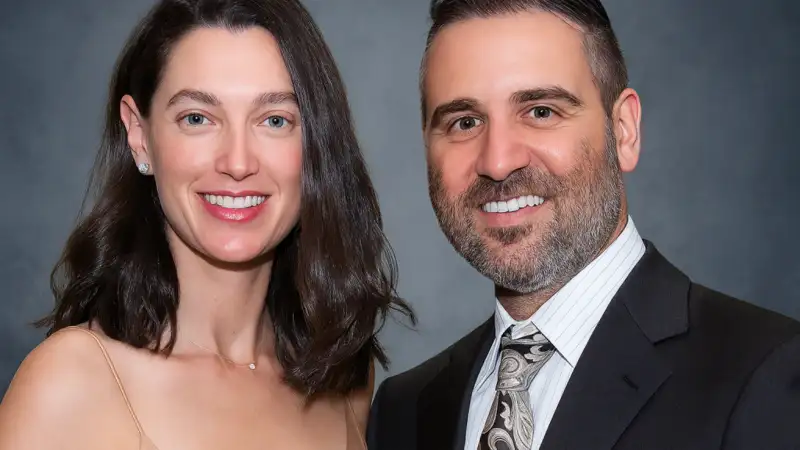 Misha Ezratti net worth